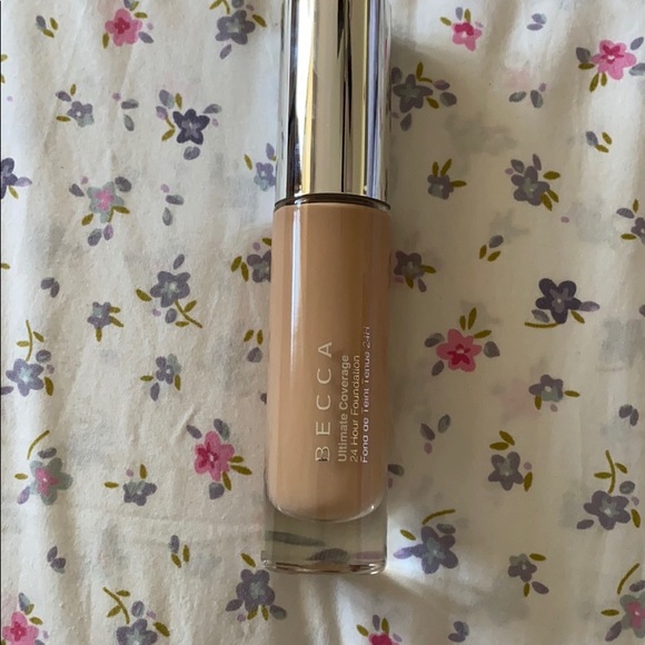 Becca Ultimate Coverage 24 Hour Foundation - Picture 2 of 2